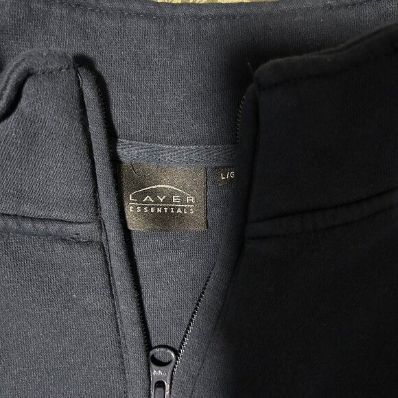 University of Toronto Quarter Zip - Picture 2 of 3